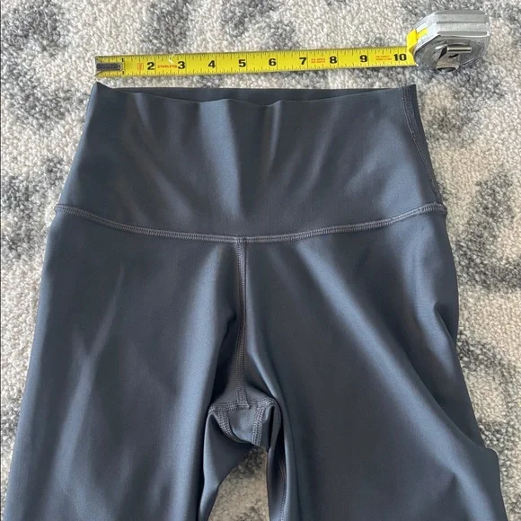 like NEW ALO Yoga airlift Charcoal Leggings Sz XS - Picture 5 of 6